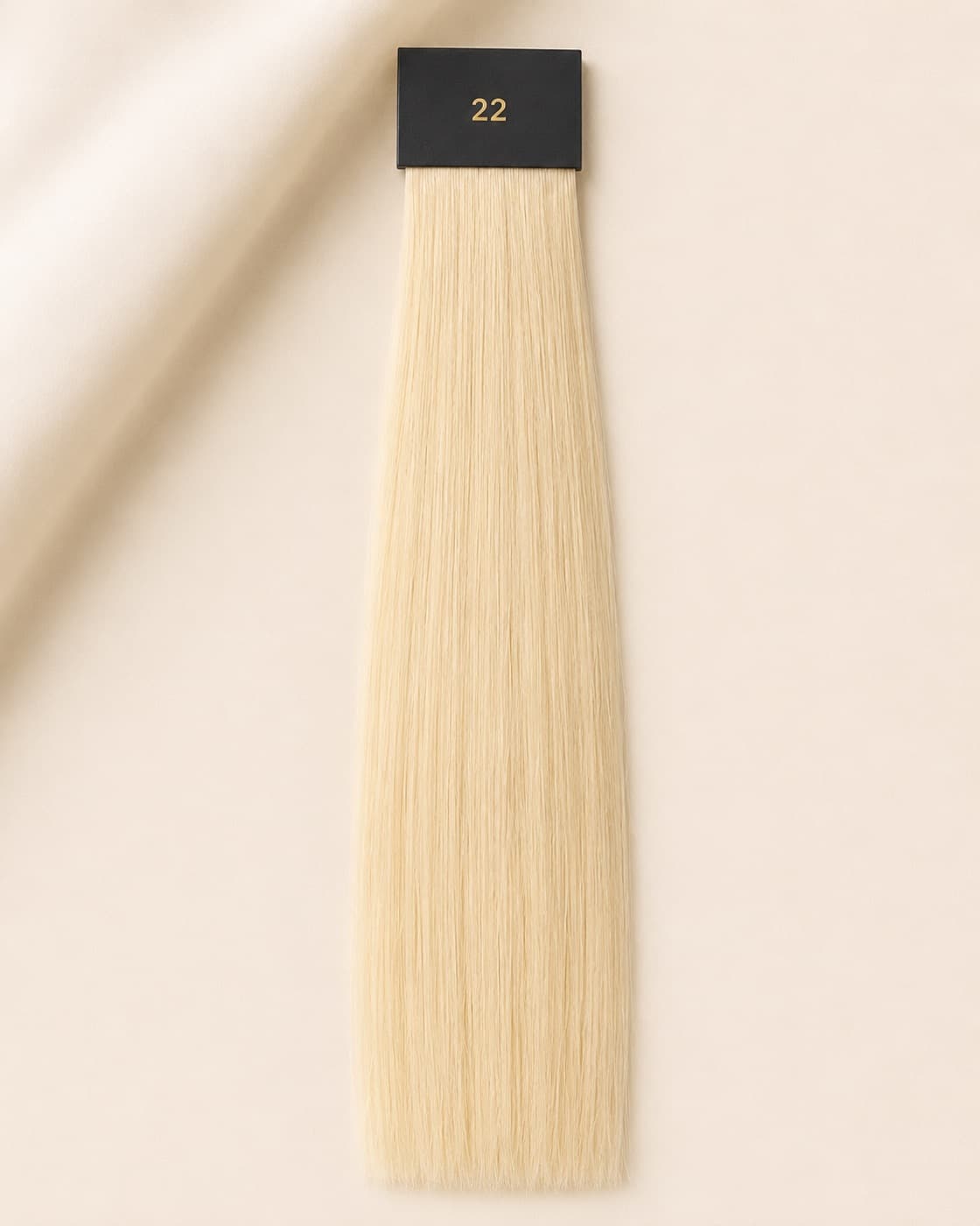 SMJ Hair shade 22 color swatch.