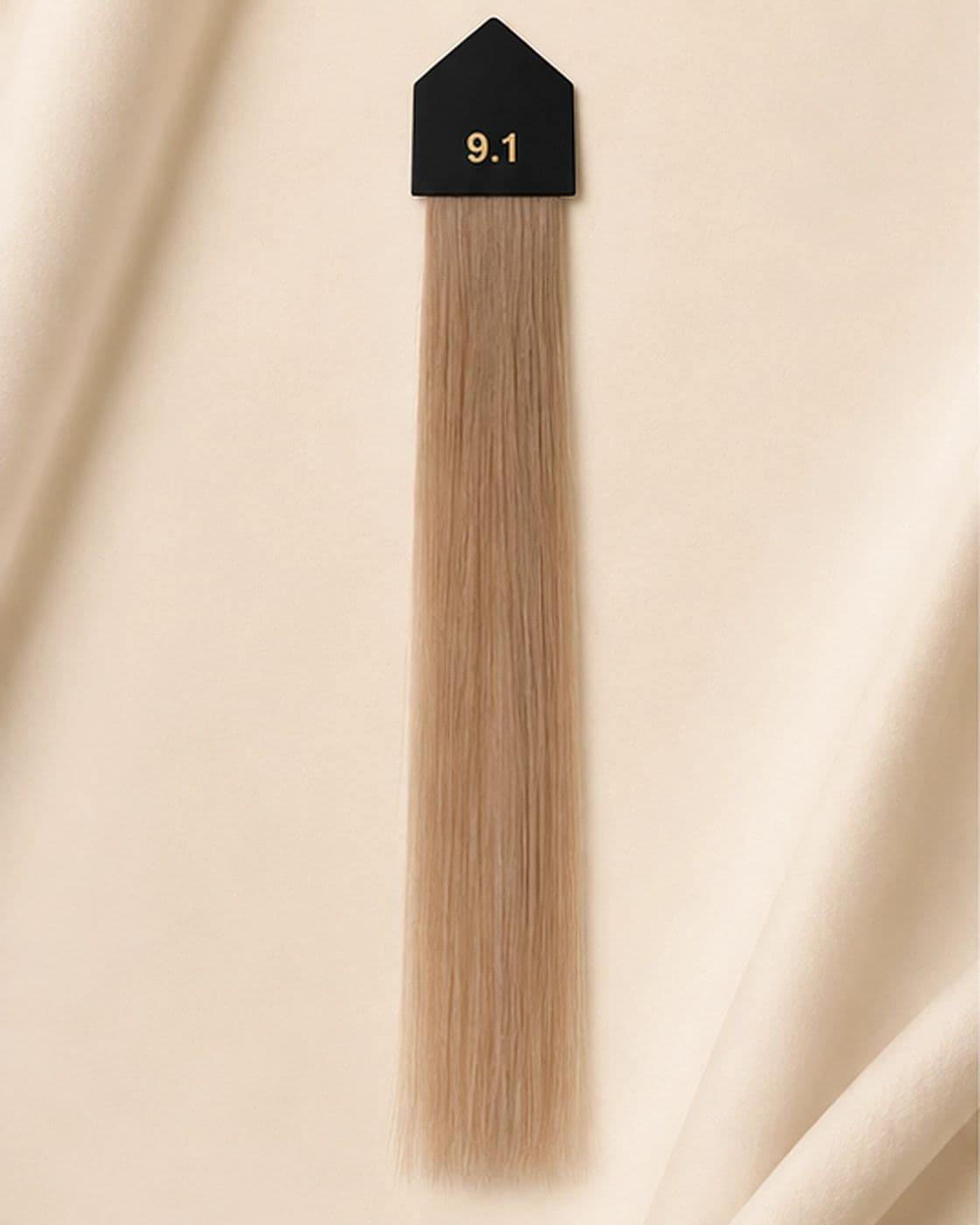 SMJ Hair shade 9.1 color swatch.